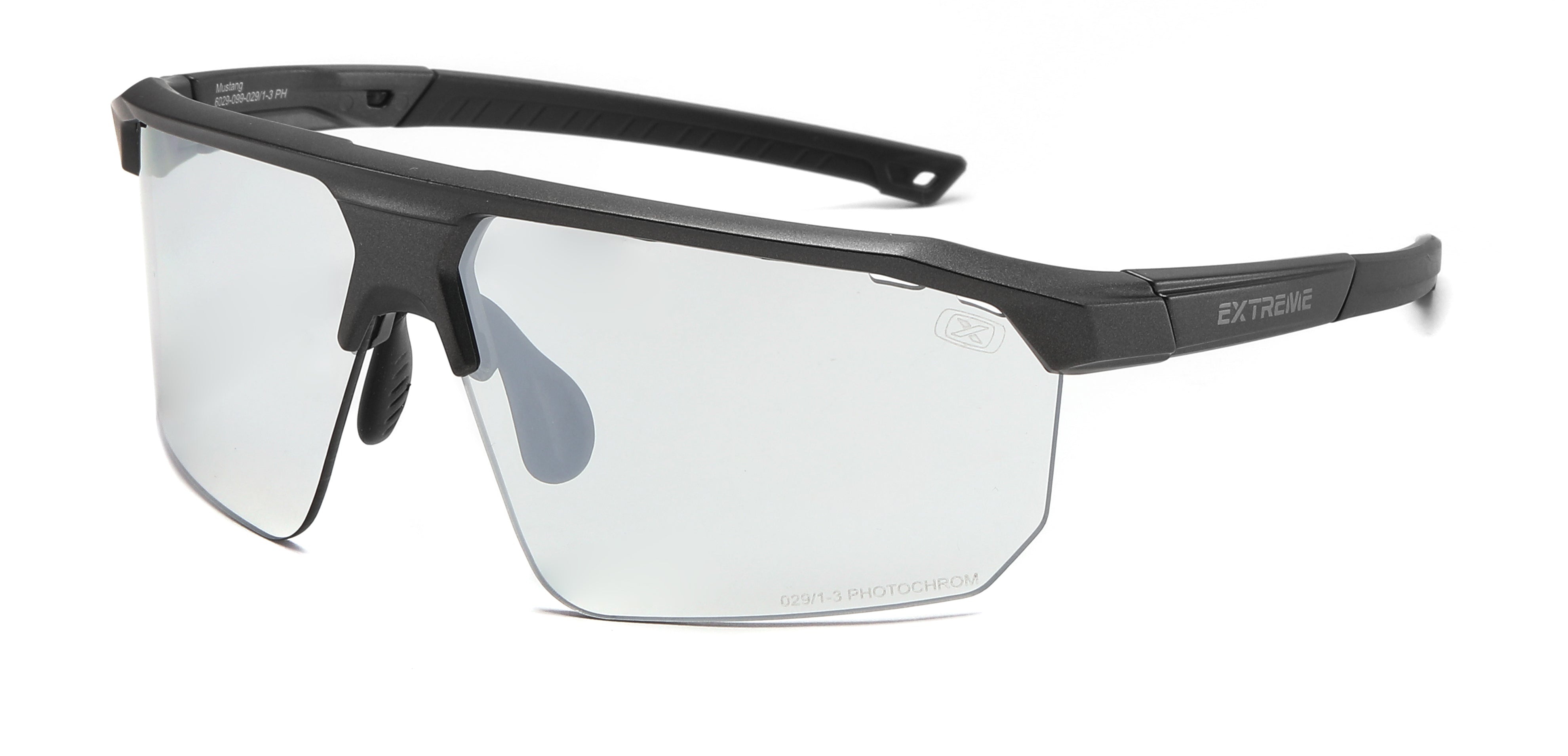 Mustang 6029 Iron Black lens photochromic in the sun Silver