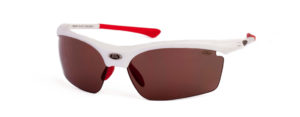 משקפיים בצבע לבן עם עדשה חומה מדגם SpinSher Two 6017-006-055